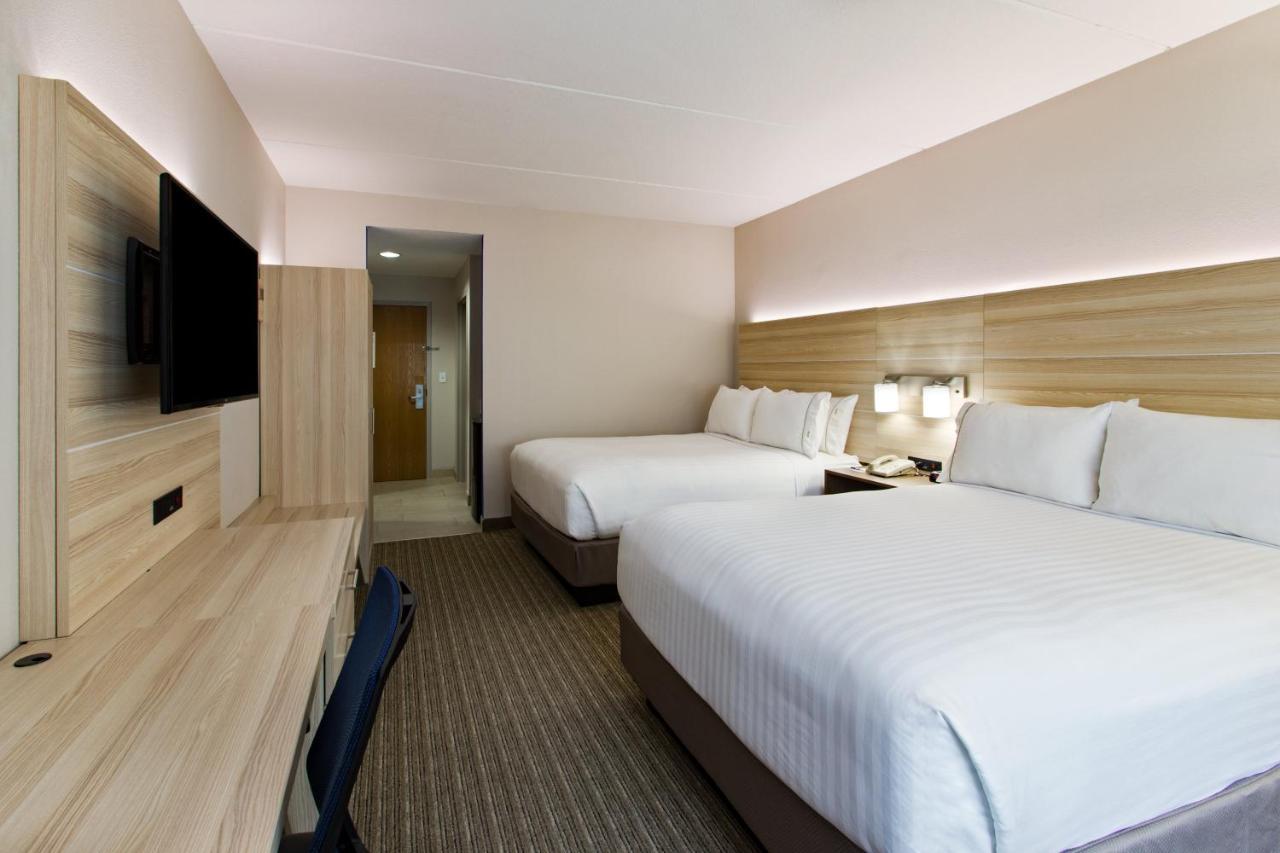 Holiday Inn Express & Suites Tavares By Ihg Exterior foto