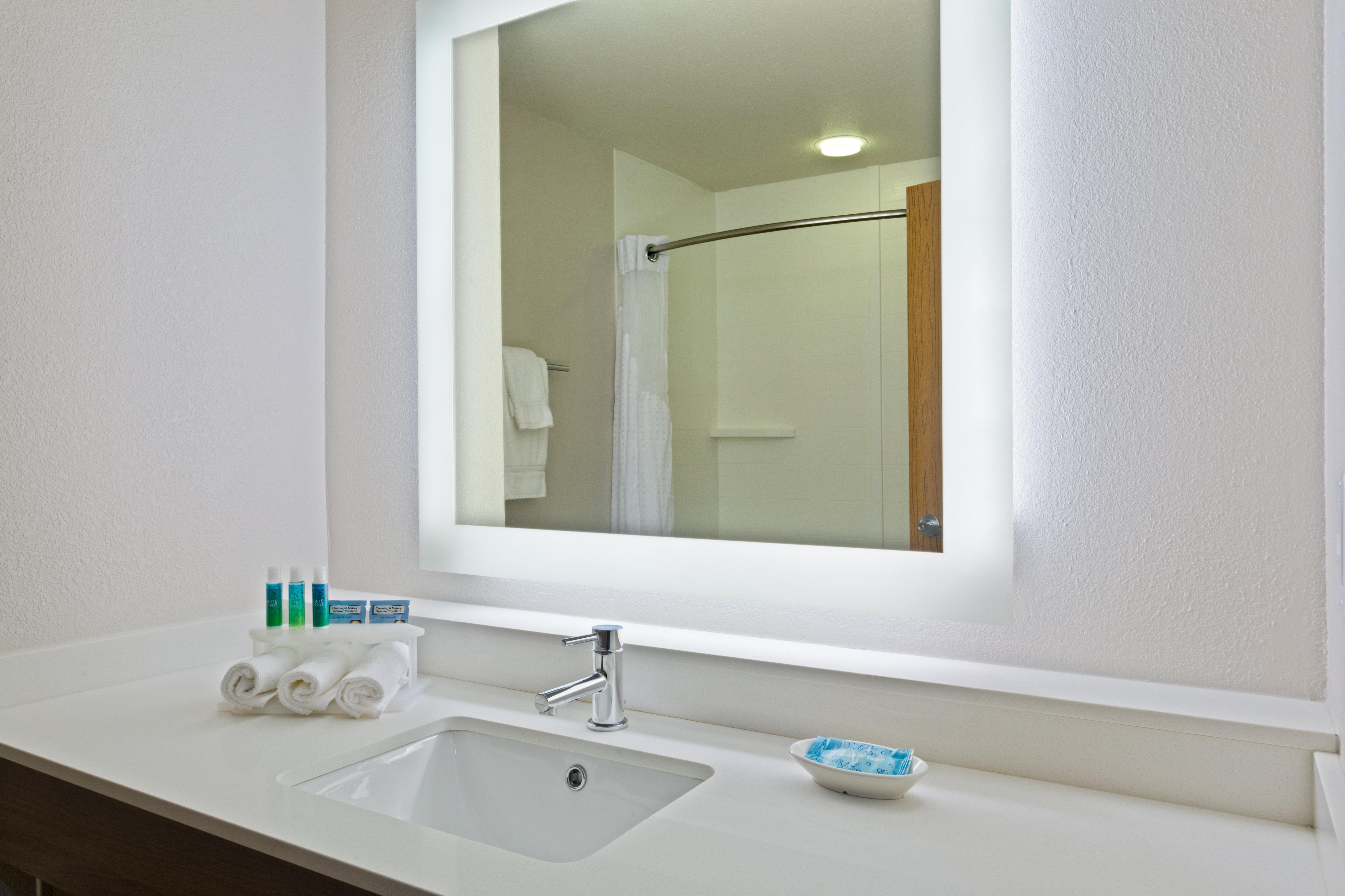 Holiday Inn Express & Suites Tavares By Ihg Exterior foto